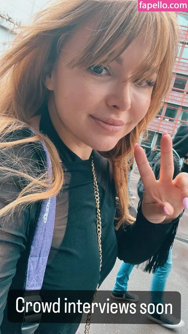 DonaSpock Onlyfans Photo Gallery 