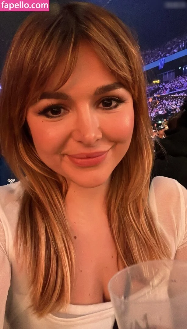 DonaSpock Onlyfans Photo Gallery 