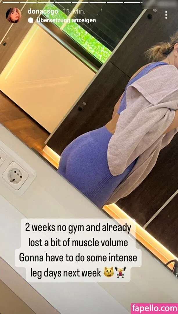 DonaSpock Onlyfans Photo Gallery 