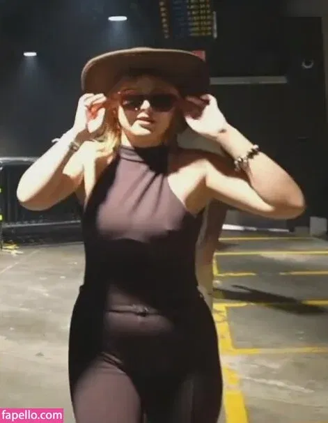 DonaSpock Onlyfans Photo Gallery 