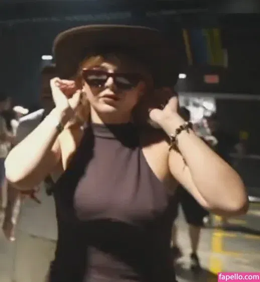 DonaSpock Onlyfans Photo Gallery 