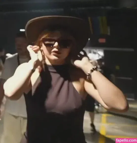 DonaSpock Onlyfans Photo Gallery 