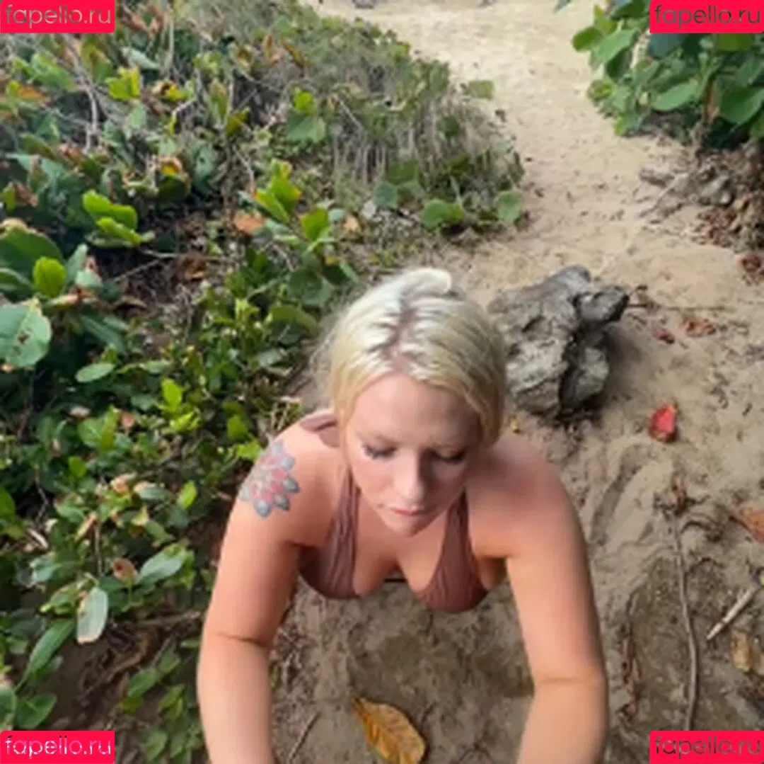 Becky Crocker Onlyfans Photo Gallery 