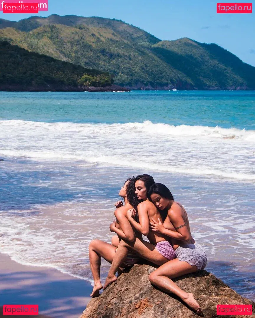 Salila Thuy Onlyfans Photo Gallery 