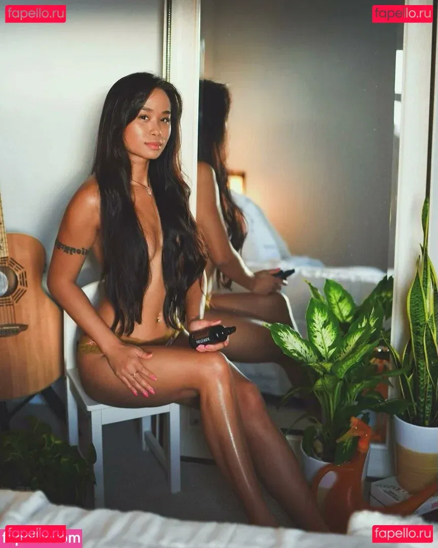 Salila Thuy Onlyfans Photo Gallery 