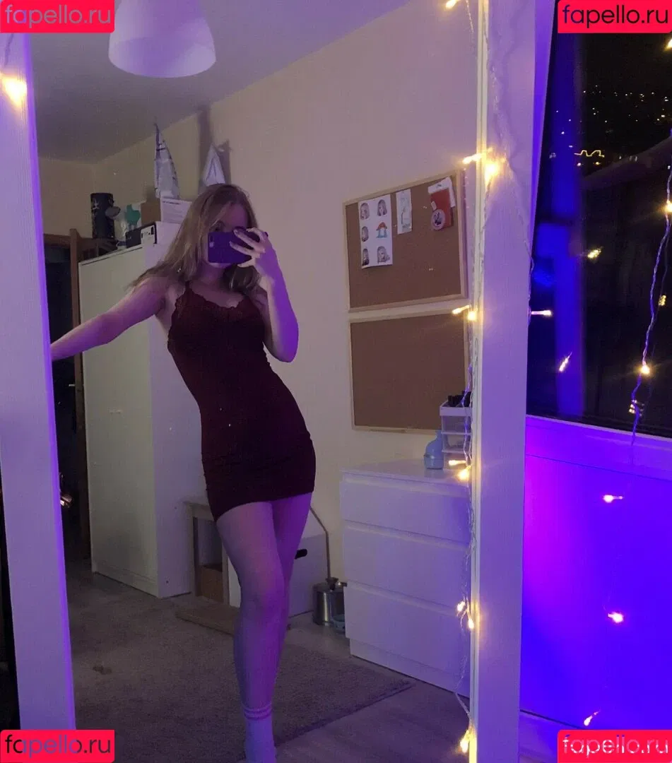 Fox_Happiness Onlyfans Photo Gallery 
