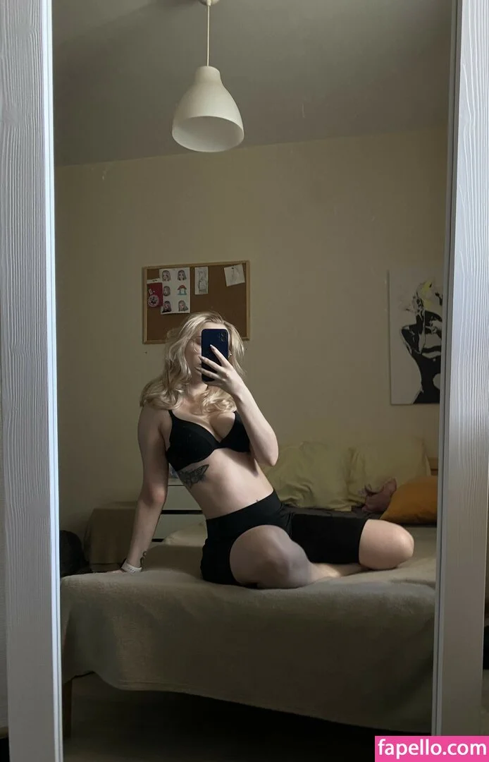 Fox_Happiness Onlyfans Photo Gallery 