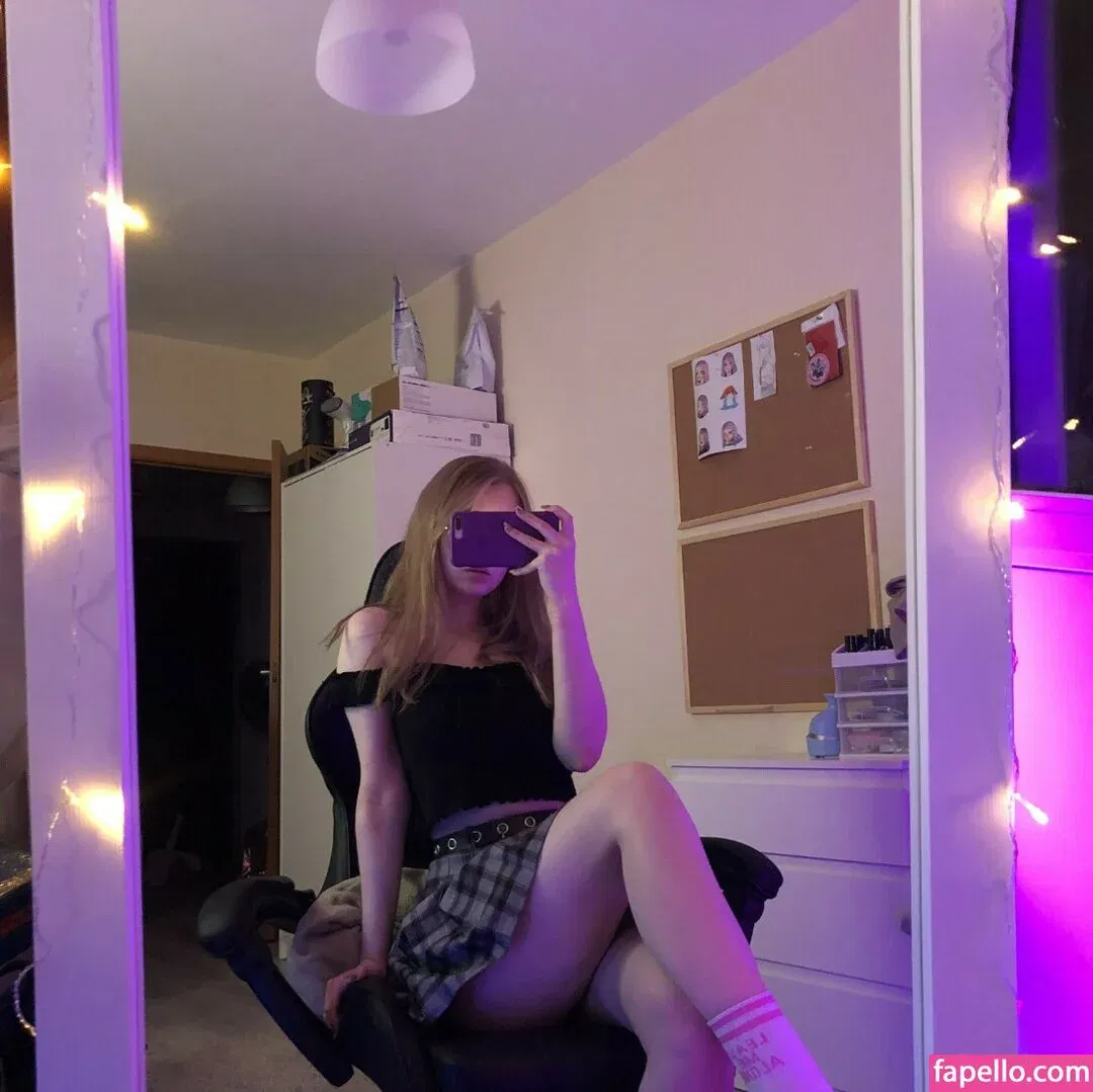 Fox_Happiness Onlyfans Photo Gallery 