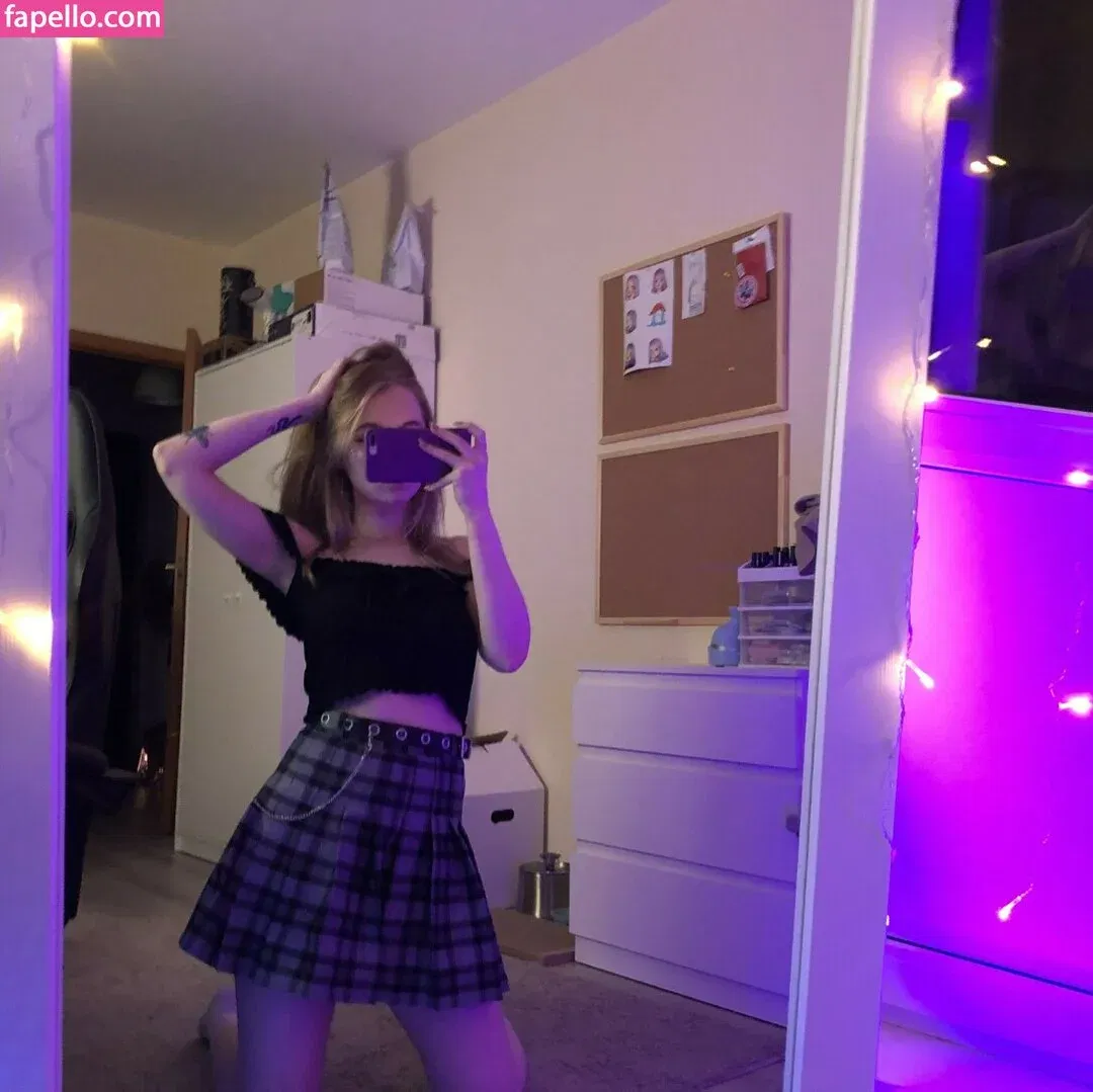 Fox_Happiness Onlyfans Photo Gallery 