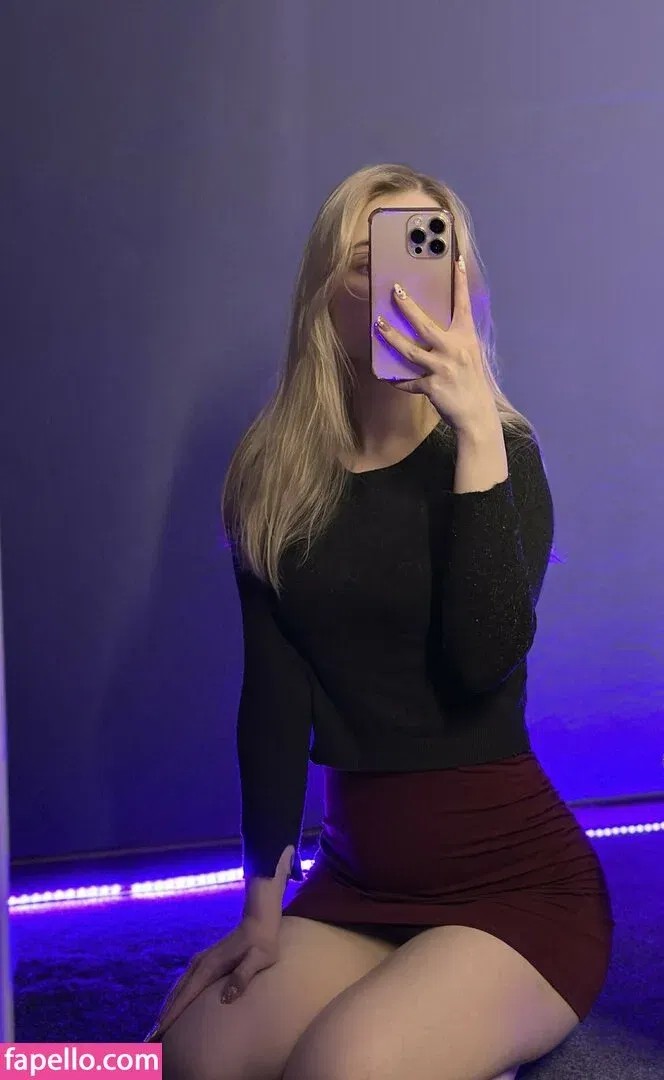 Fox_Happiness Onlyfans Photo Gallery 