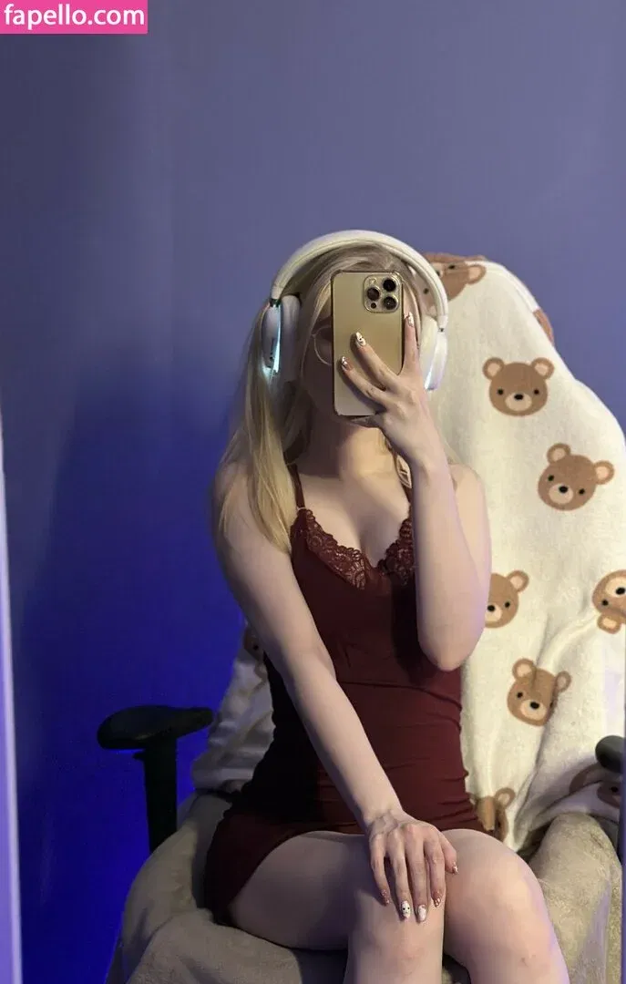 Fox_Happiness Onlyfans Photo Gallery 