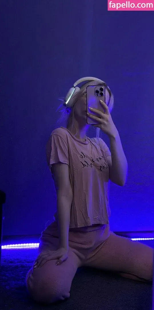 Fox_Happiness Onlyfans Photo Gallery 