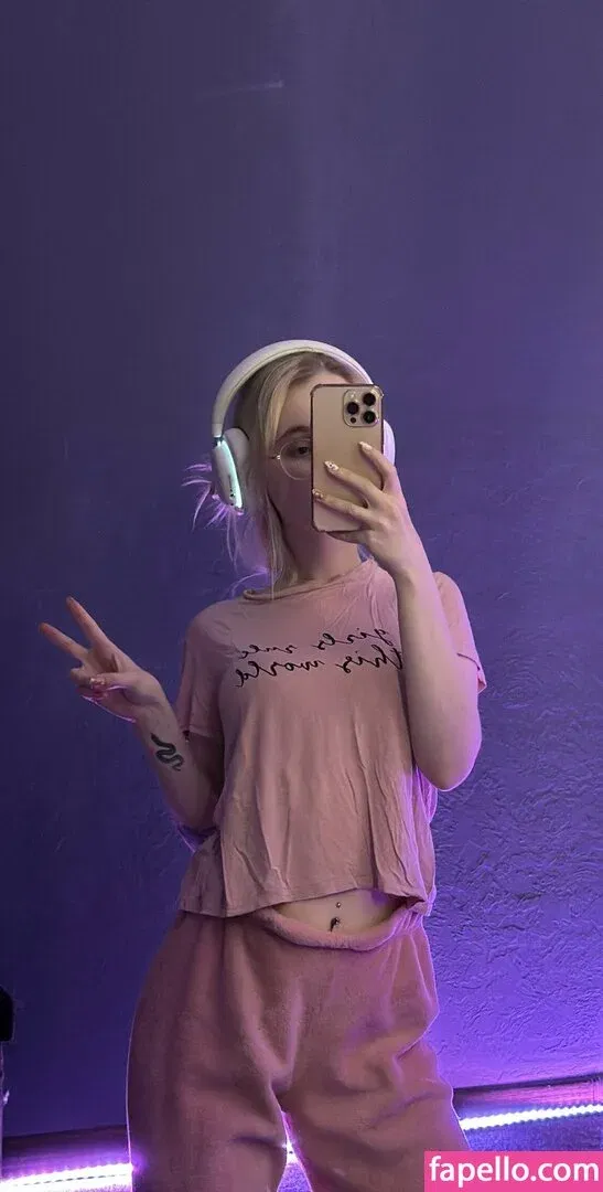 Fox_Happiness Onlyfans Photo Gallery 