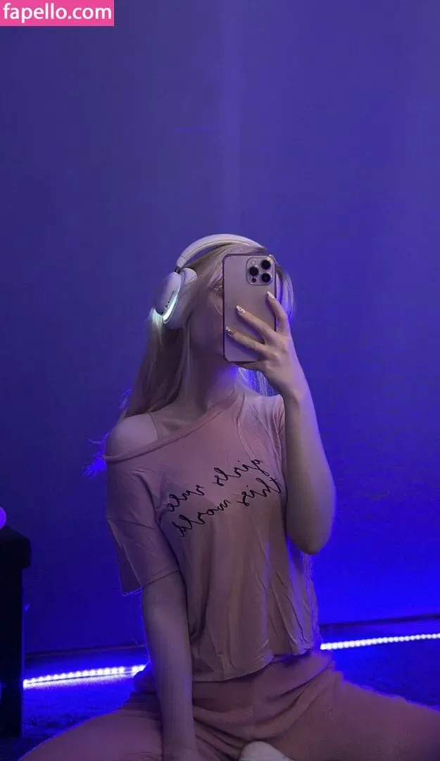 Fox_Happiness Onlyfans Photo Gallery 