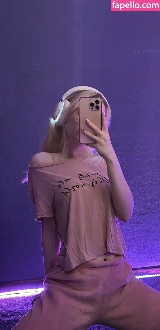 Fox_Happiness Onlyfans Photo Gallery 