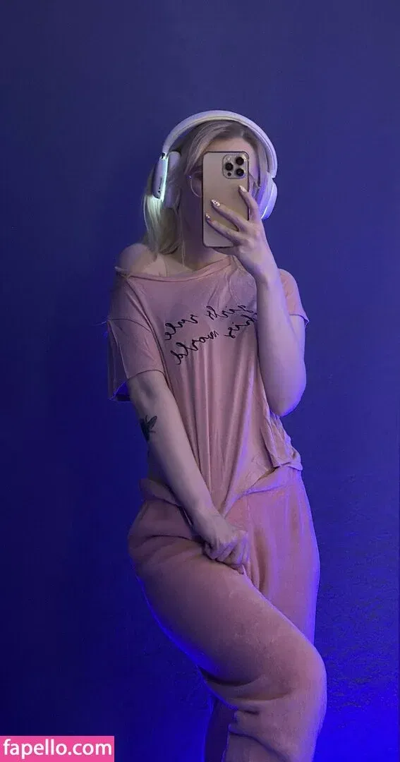 Fox_Happiness Onlyfans Photo Gallery 