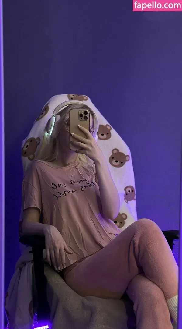 Fox_Happiness Onlyfans Photo Gallery 