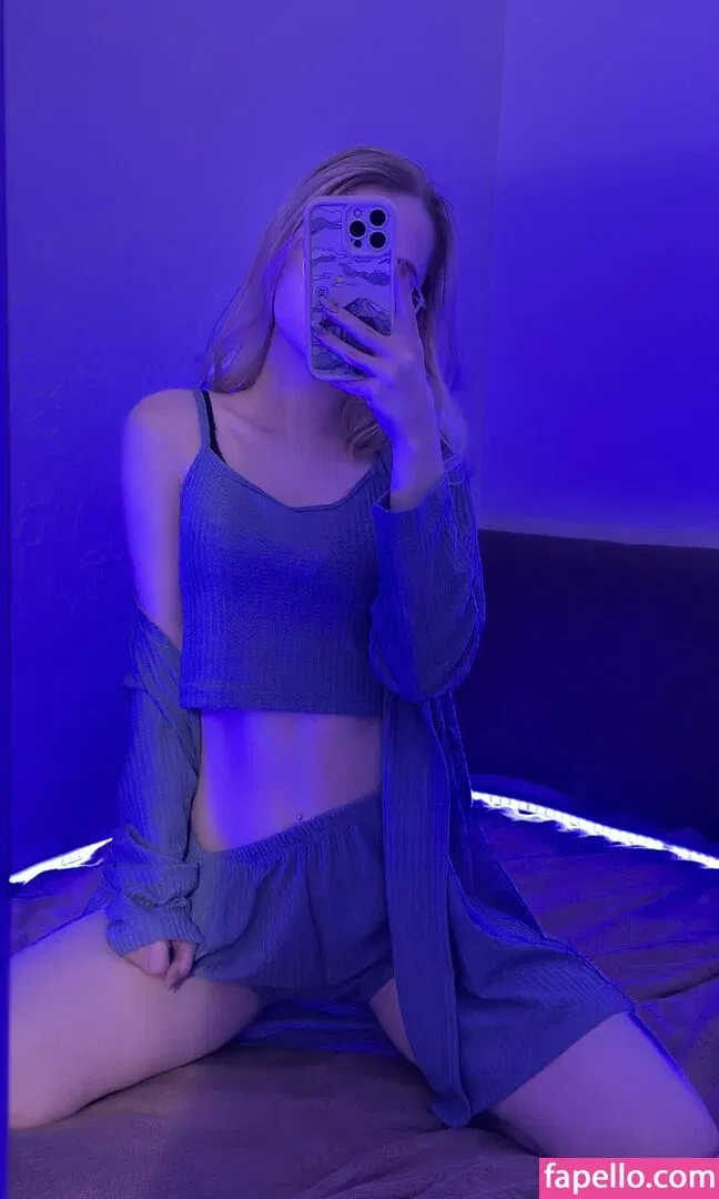 Fox_Happiness Onlyfans Photo Gallery 