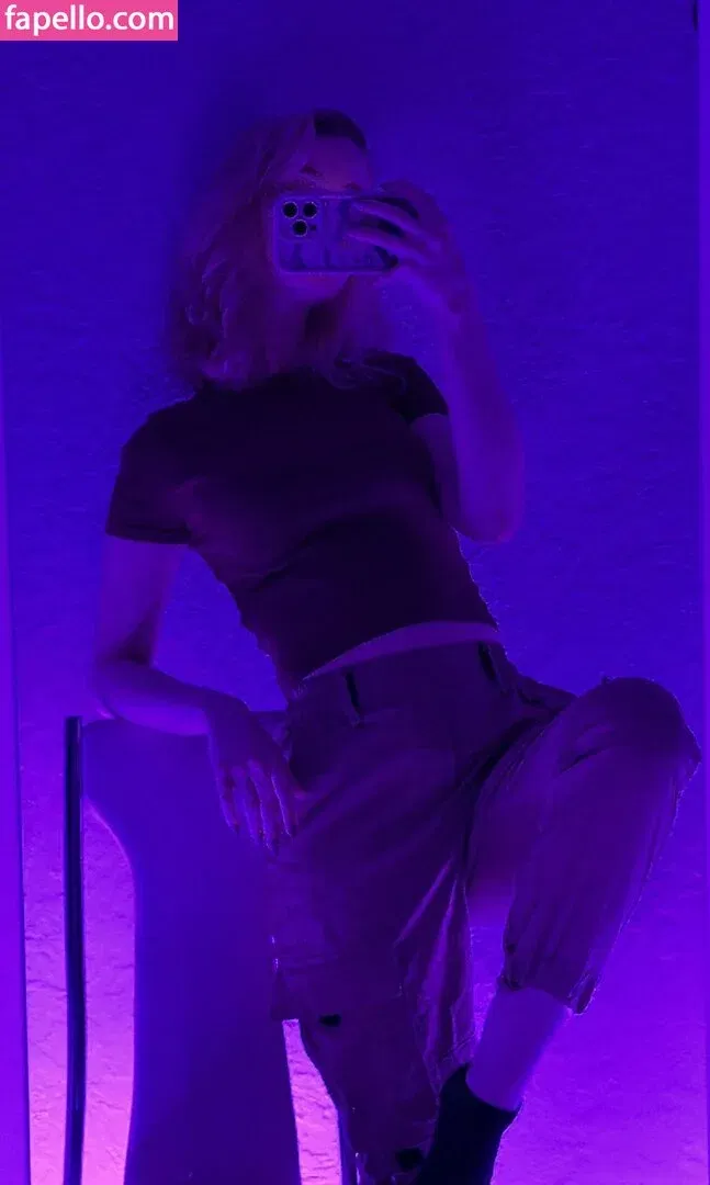 Fox_Happiness Onlyfans Photo Gallery 