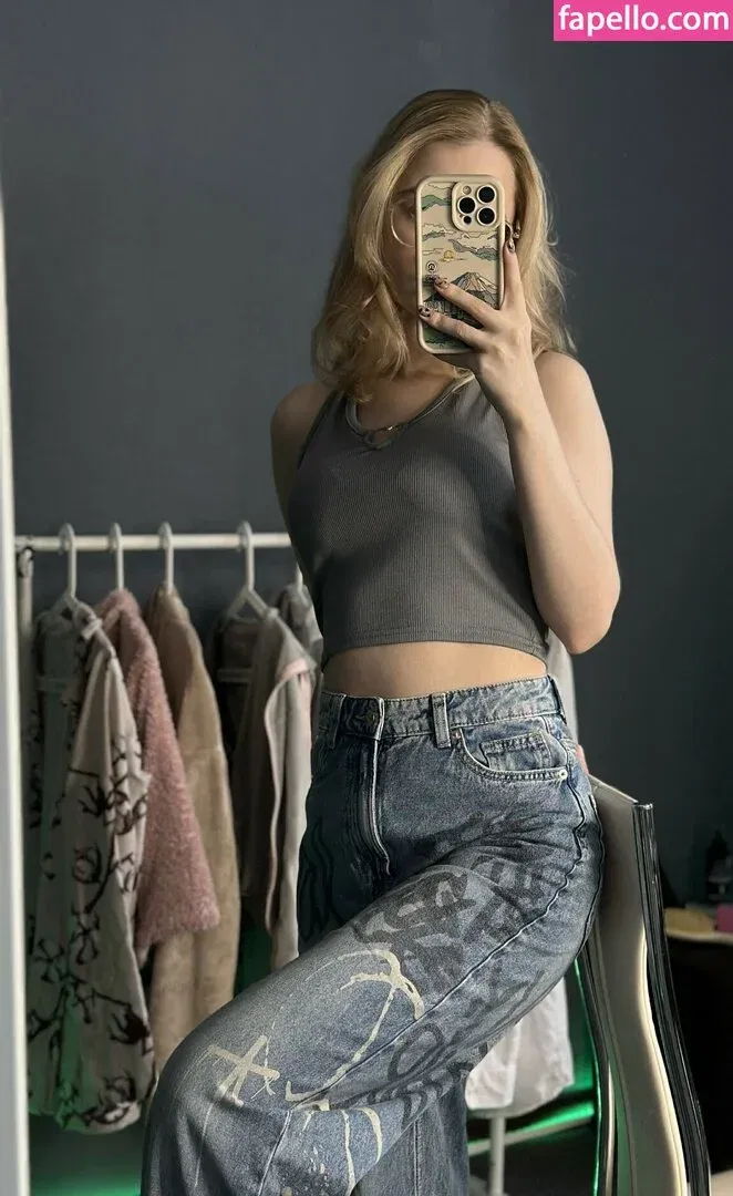 Fox_Happiness Onlyfans Photo Gallery 