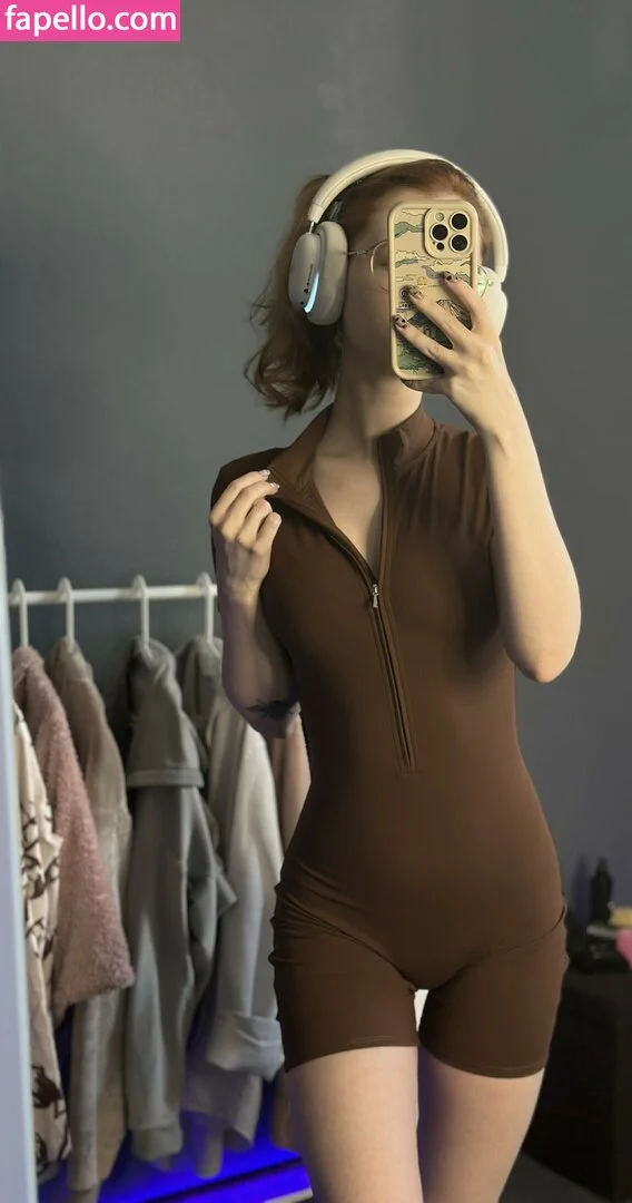 Fox_Happiness Onlyfans Photo Gallery 