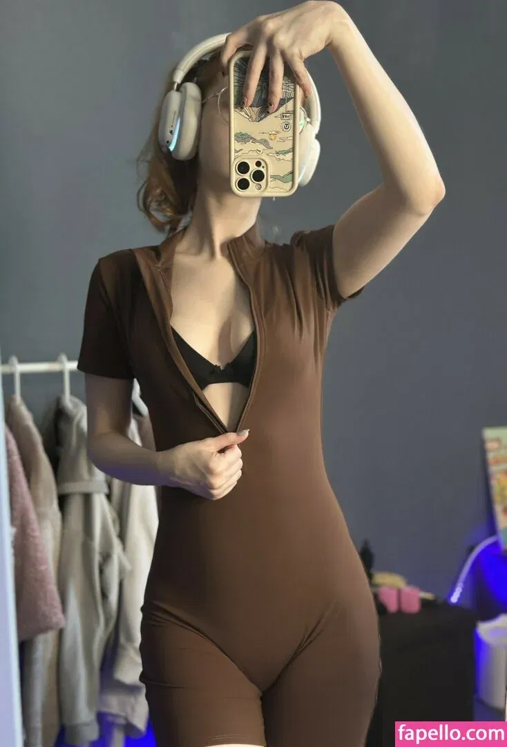 Fox_Happiness Onlyfans Photo Gallery 