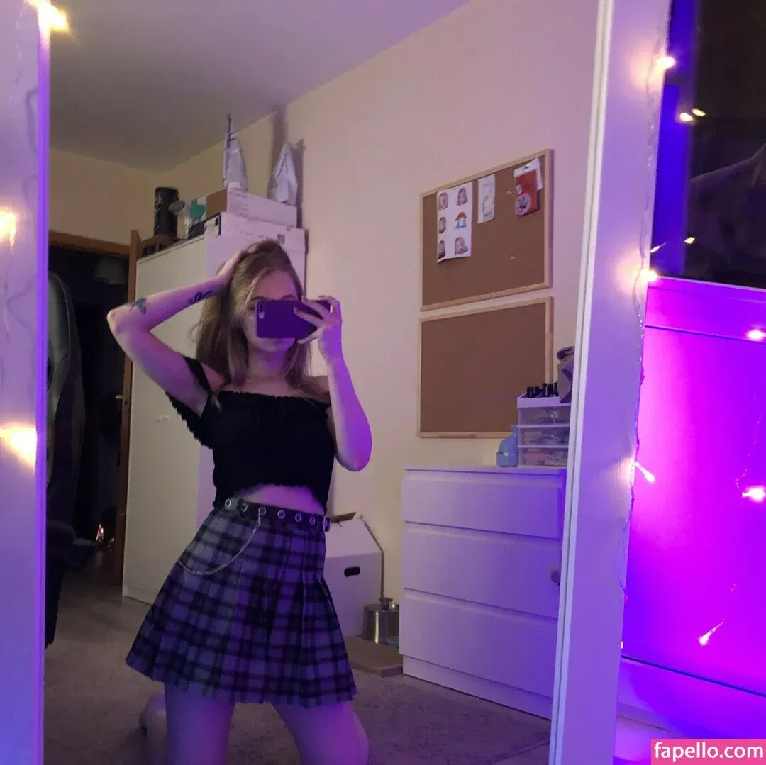 Fox_Happiness Onlyfans Photo Gallery 