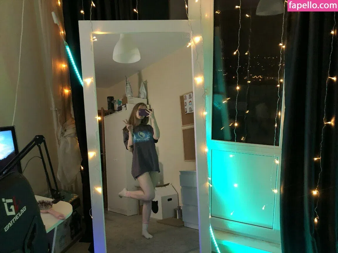 Fox_Happiness Onlyfans Photo Gallery 