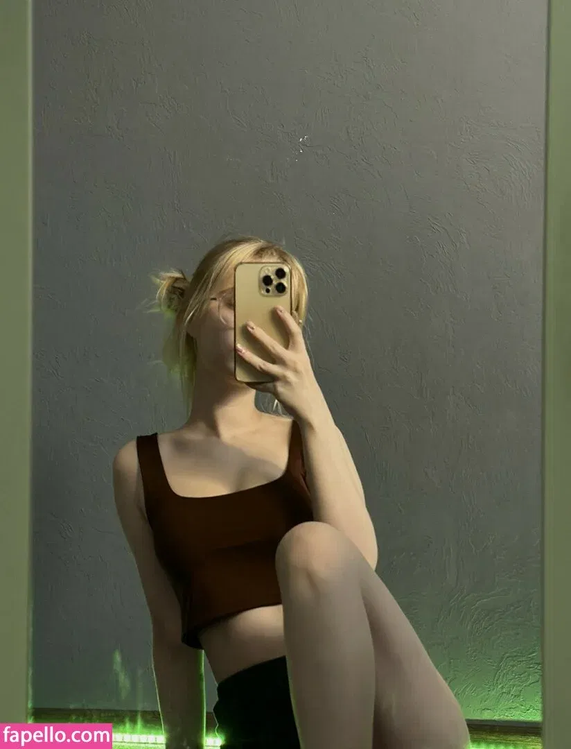 Fox_Happiness Onlyfans Photo Gallery 