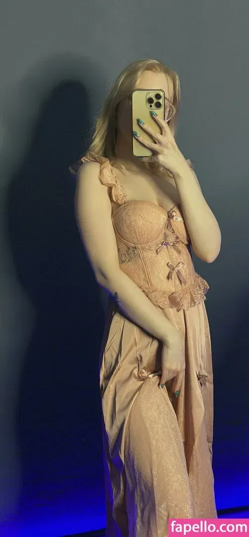 Fox_Happiness Onlyfans Photo Gallery 