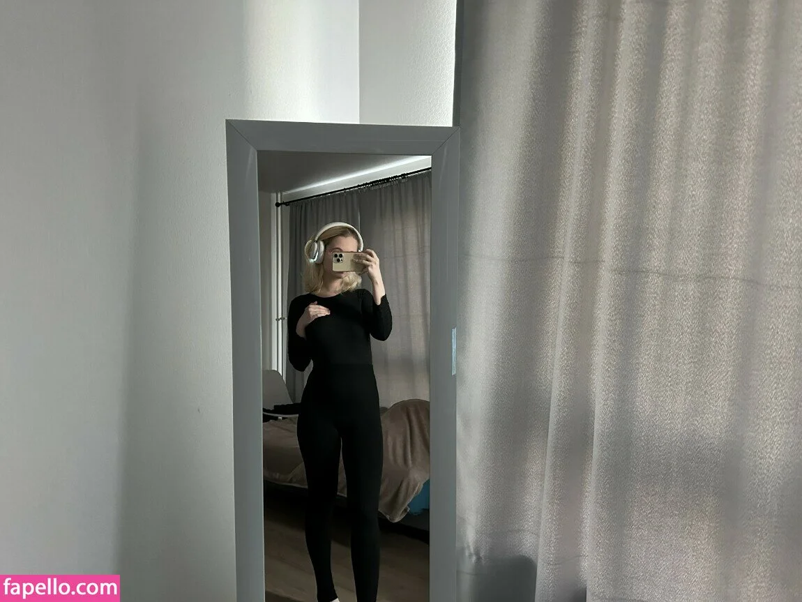 Fox_Happiness Onlyfans Photo Gallery 