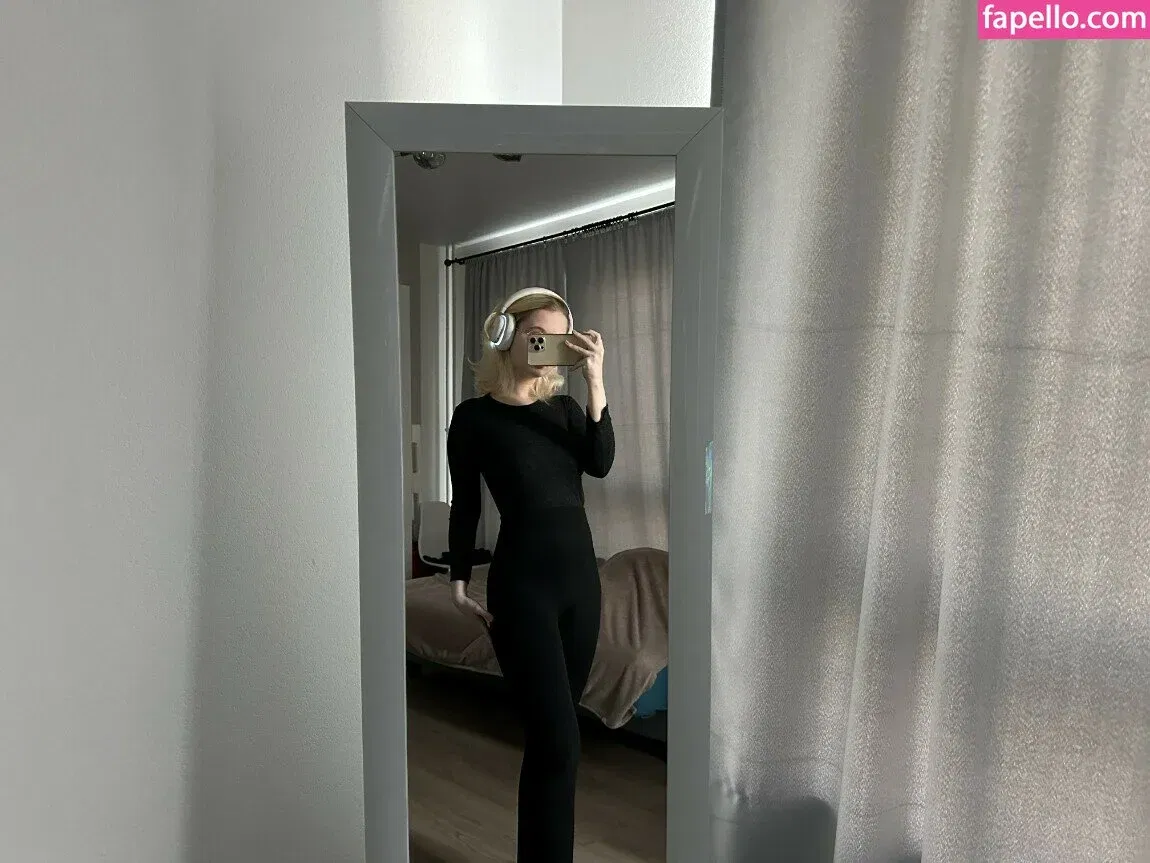 Fox_Happiness Onlyfans Photo Gallery 