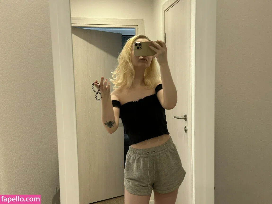 Fox_Happiness Onlyfans Photo Gallery 