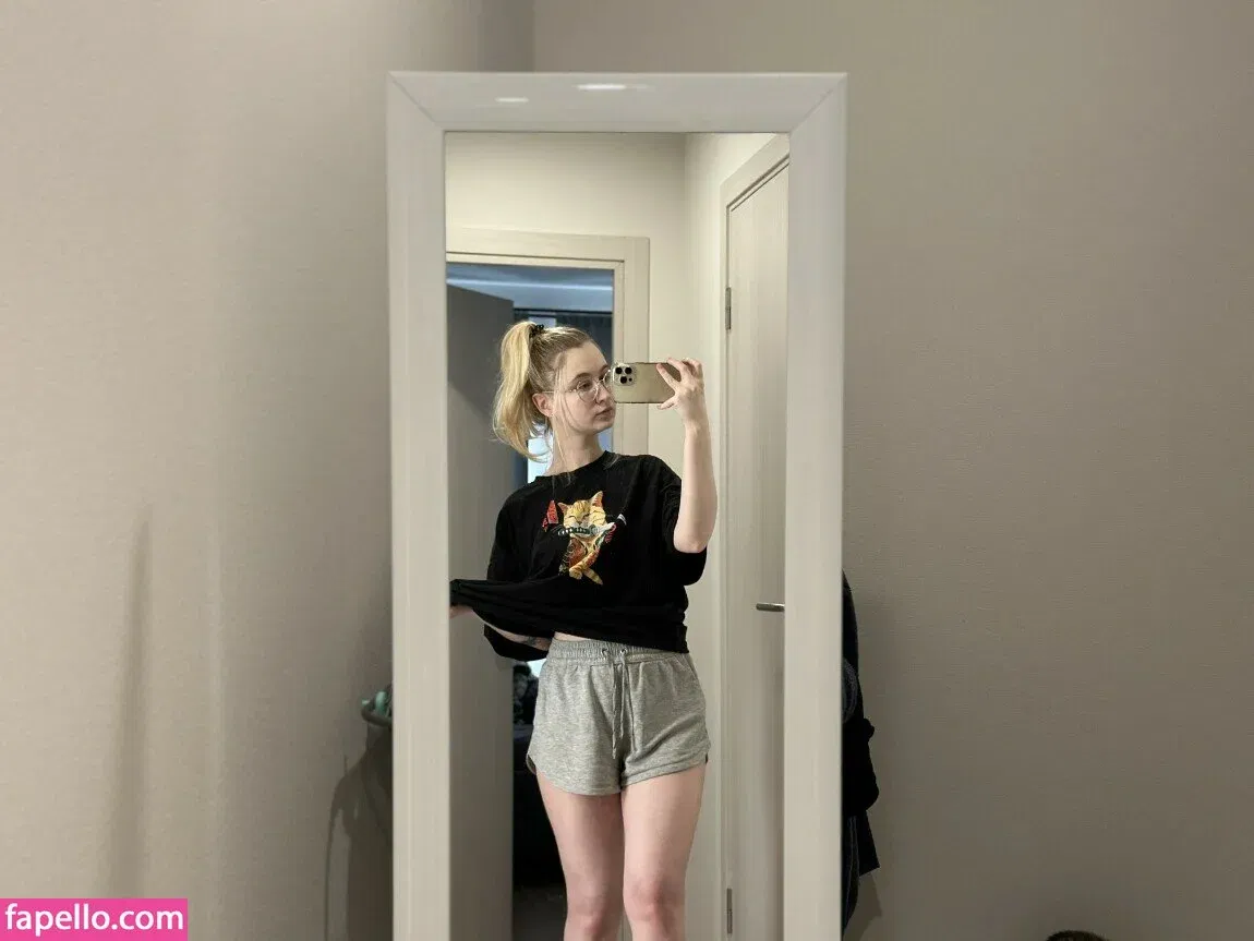 Fox_Happiness Onlyfans Photo Gallery 