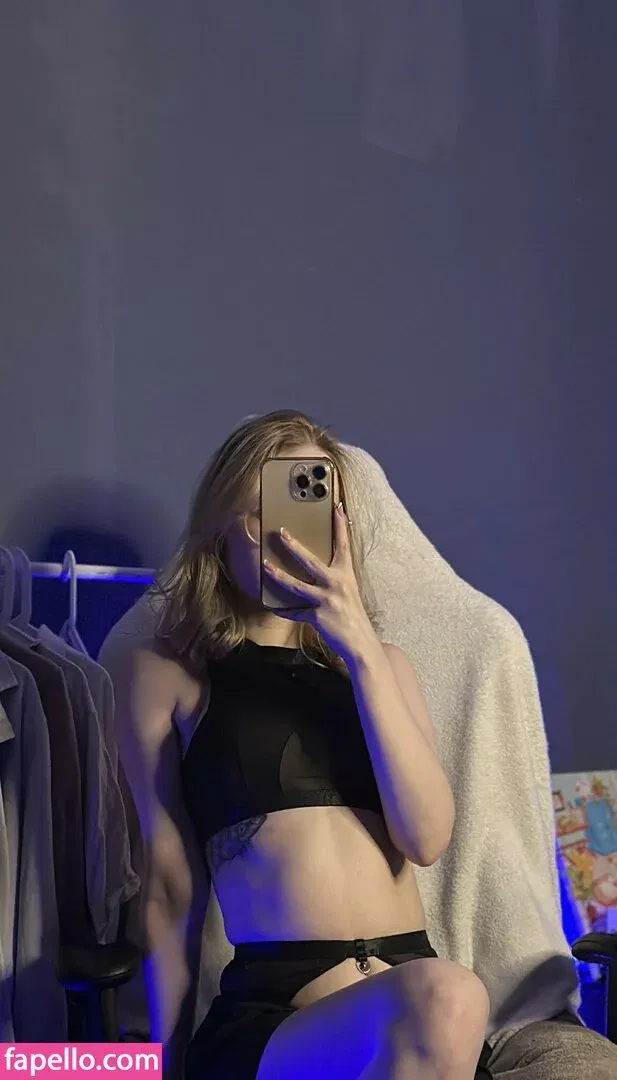 Fox_Happiness Onlyfans Photo Gallery 