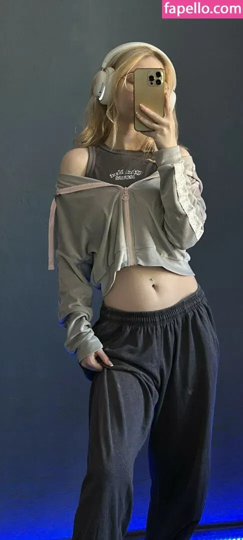 Fox_Happiness Onlyfans Photo Gallery 