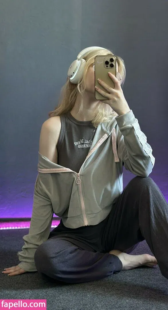 Fox_Happiness Onlyfans Photo Gallery 