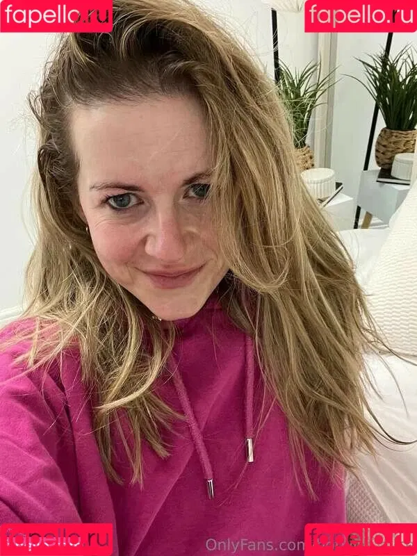 AliceinQOSland Onlyfans Photo Gallery 
