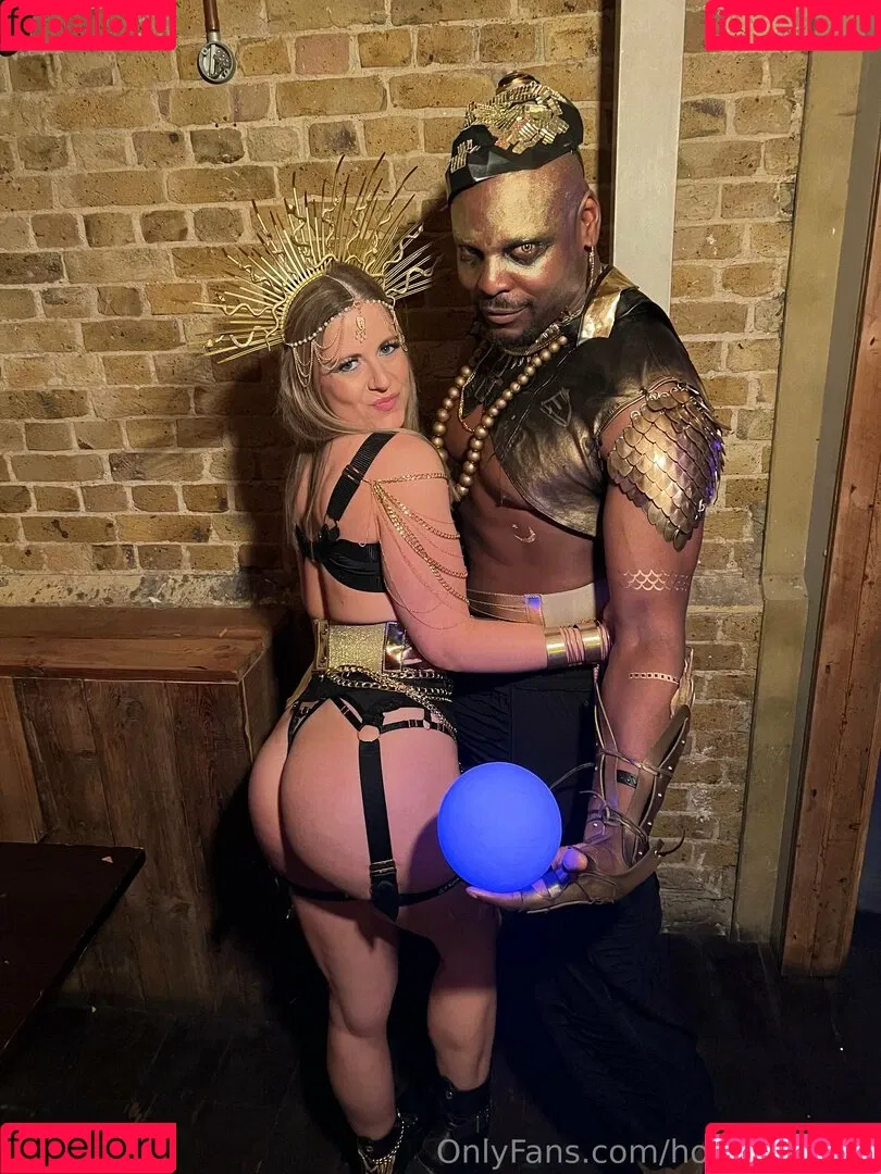 AliceinQOSland Onlyfans Photo Gallery 