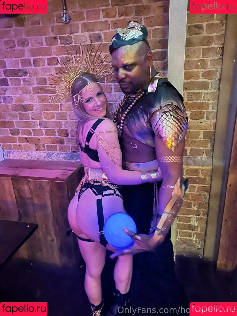 AliceinQOSland Onlyfans Photo Gallery 