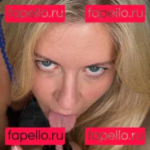 AliceinQOSland Onlyfans Photo Gallery 