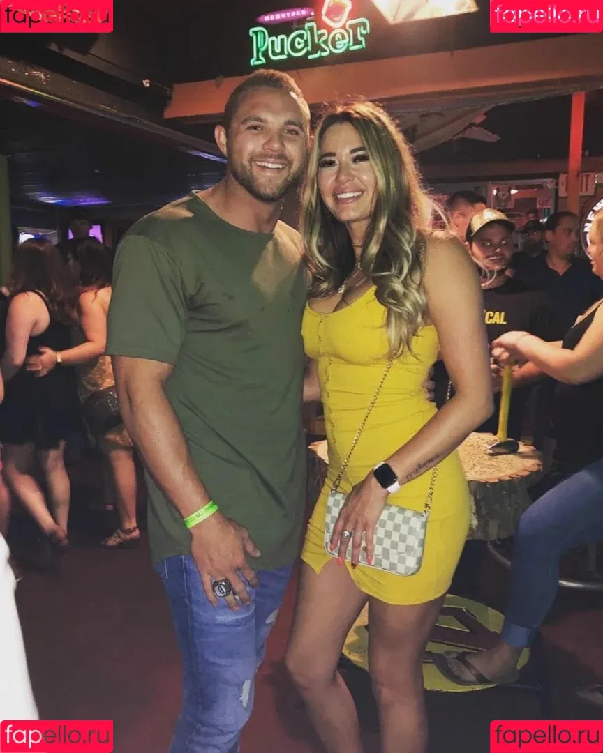 Ashleigh Lynnea Onlyfans Photo Gallery 