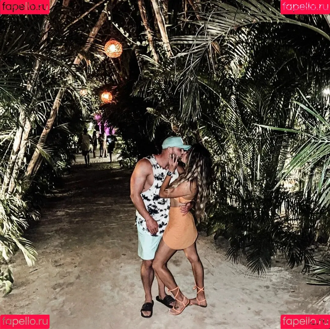 Ashleigh Lynnea Onlyfans Photo Gallery 