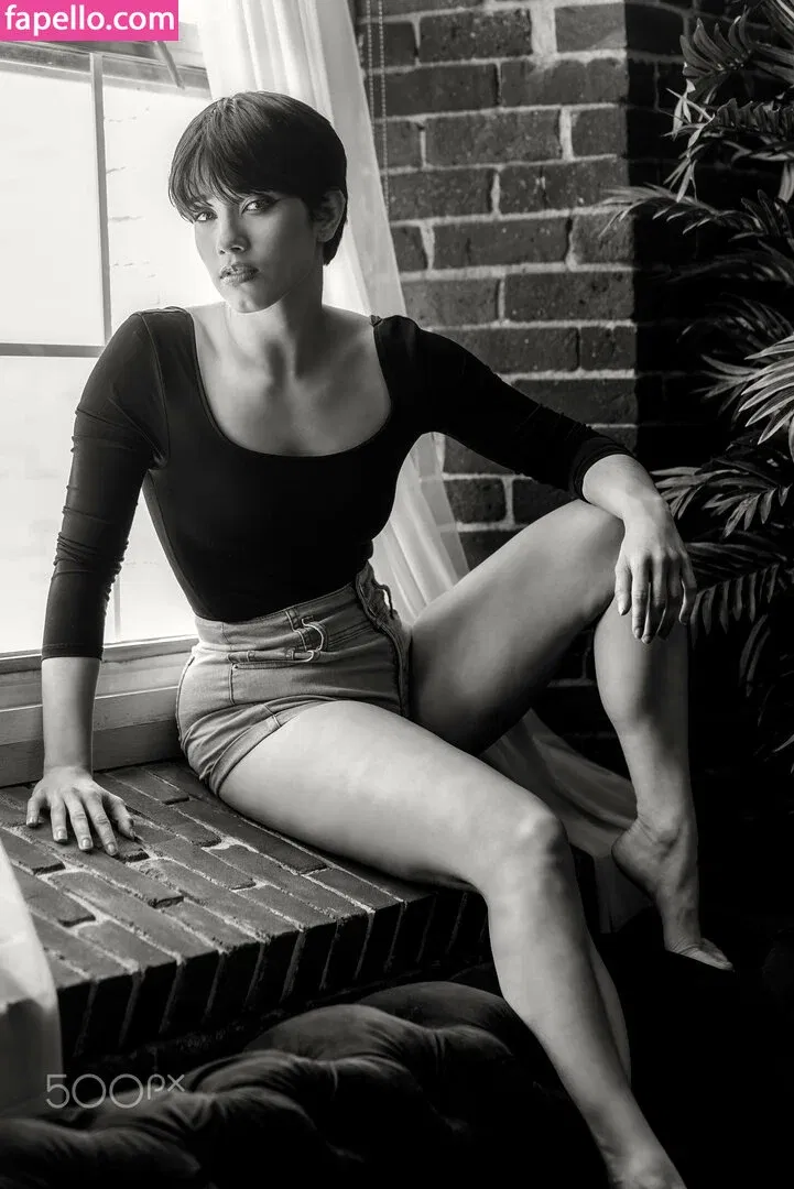 myartisticmodelingpage Onlyfans Photo Gallery 