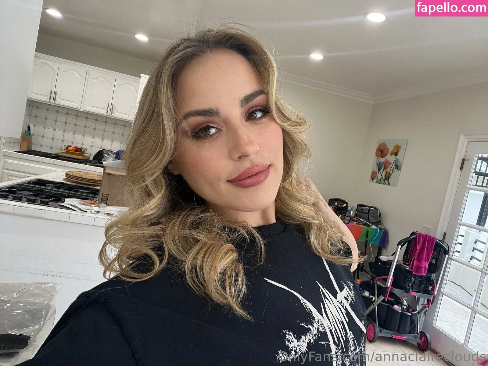 annaclaireclouds Onlyfans Photo Gallery 