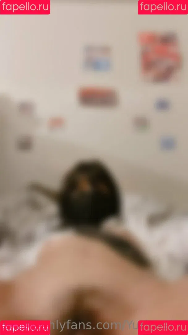 yurileahn Onlyfans Photo Gallery 