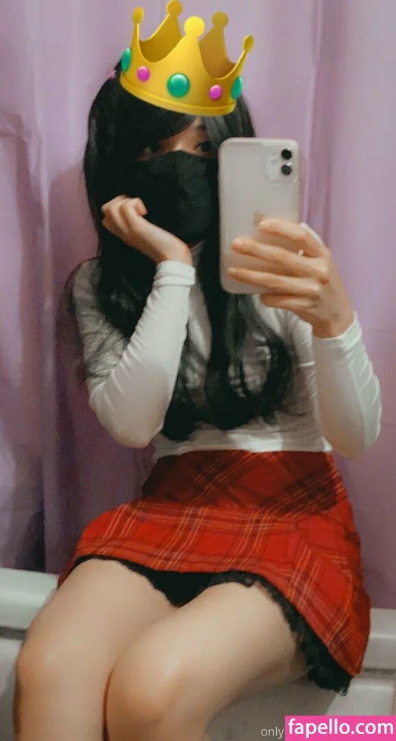 yurileahn Onlyfans Photo Gallery 