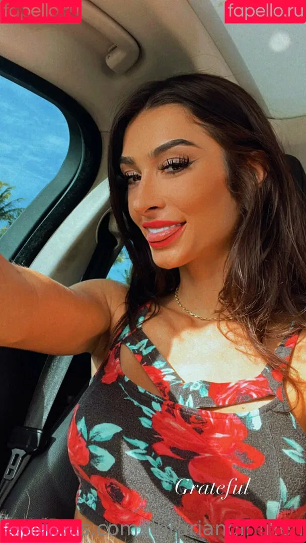 fsusophivip Onlyfans Photo Gallery 