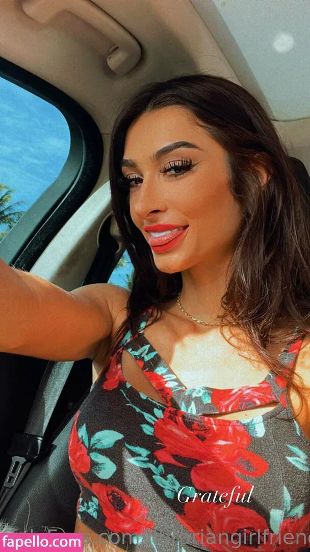 fsusophivip Onlyfans Photo Gallery 