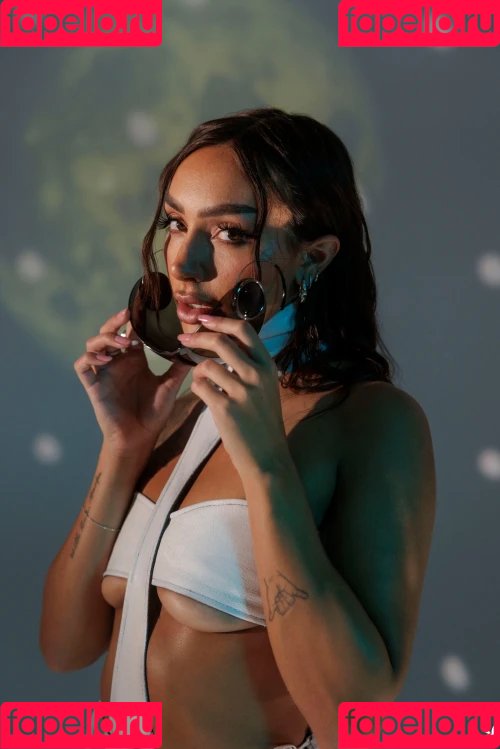 Sisi Rose Onlyfans Photo Gallery 